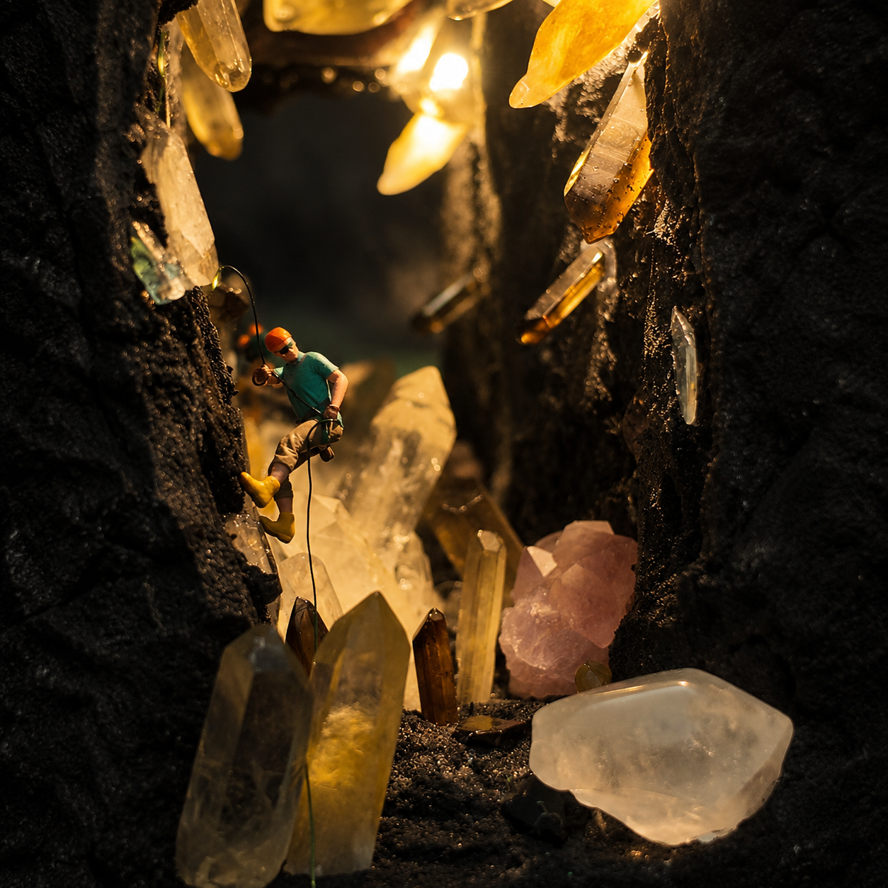 Rock Climber Crystal Cave Night Light
