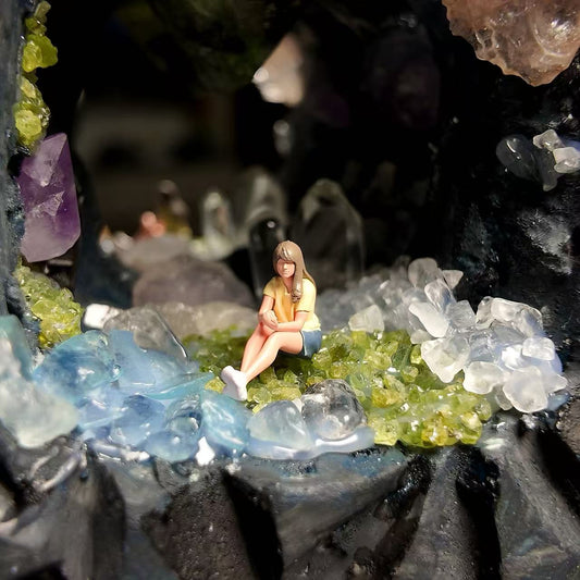 Crystal Cave Night Light – Quartz, Amethyst & Peridot
