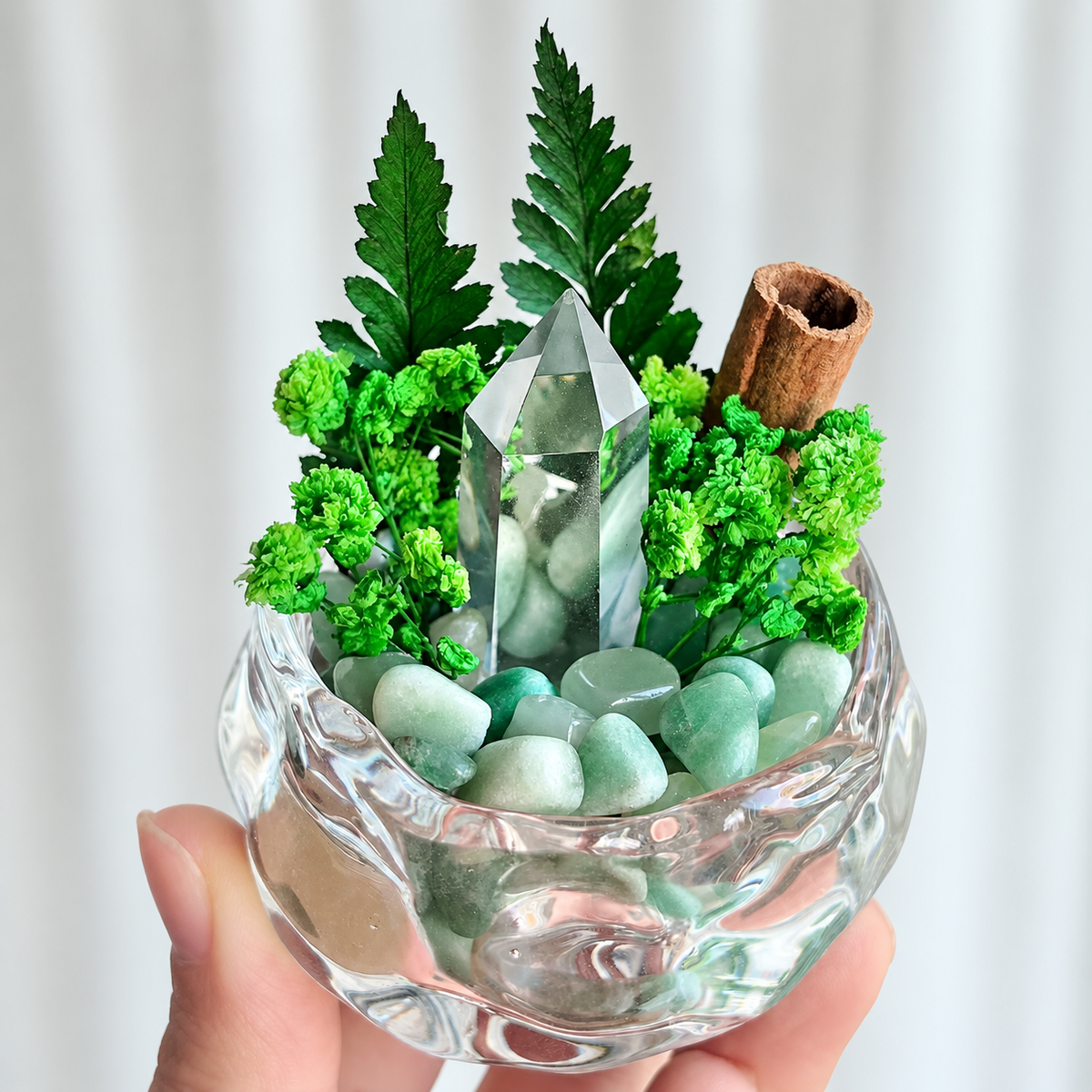 Green Crystal Garden – Clear Crystal Point & Botanical Decor