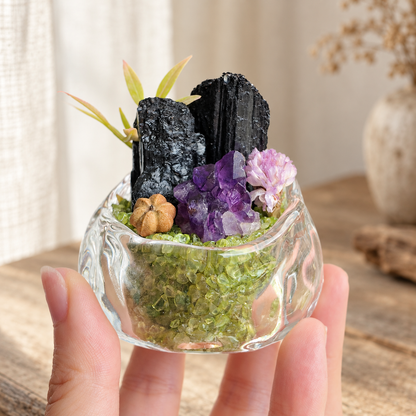 Black Tourmaline & Amethyst Garden – Mini Peridot Glass Bowl Decor